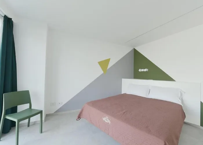 Palm On The * Бавено